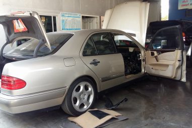 BENZ W210 E230 ตู้แอร์และแผงรังผึ้งแอร์รั่ว