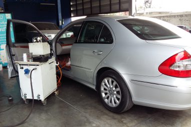 ล้างตู้แอร์Cool-Tex Technology มาตราฐานระดับโลก แบบไม่ต้องถอดตู้แอร์ BENZ W211